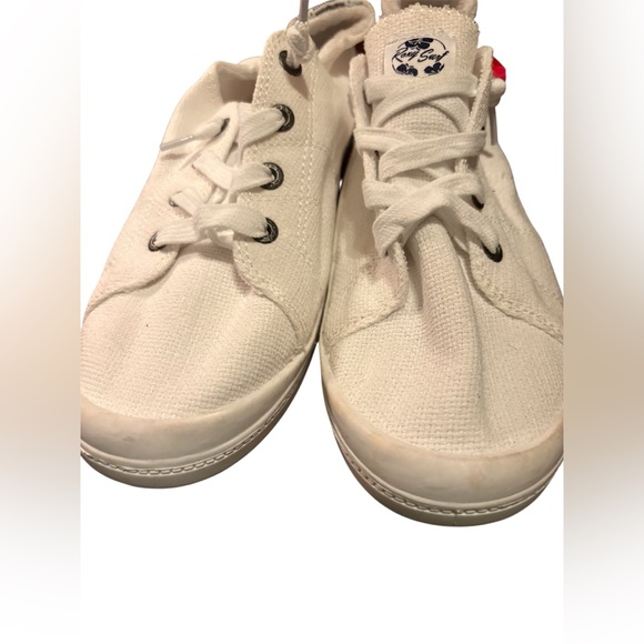 Roxy Bayshore Soft White Canvas Slip on Sneaker Trainer Tennies Tennis shoes 10 - Picture 3 of 5